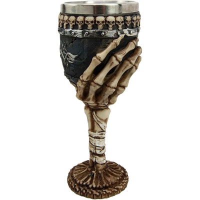 Copa Medieval Brazo Calavera